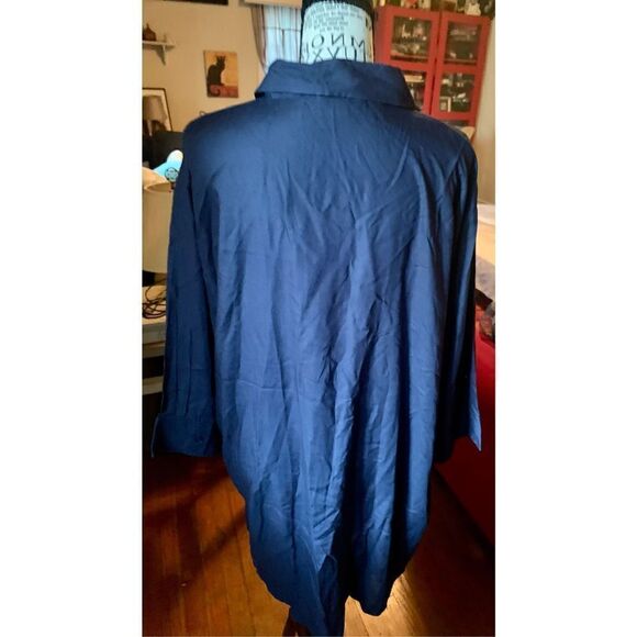 West Virginia Mountaineers Navy Women’s Blouse - Picture 5 of 6